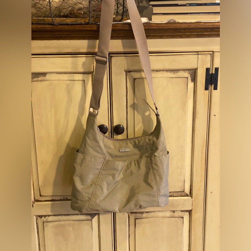 Baggallini Purse NWOT